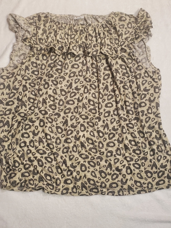 LuLaRoe Tops - LuLaRoe Beige Leopard Print Ruffle Camisole